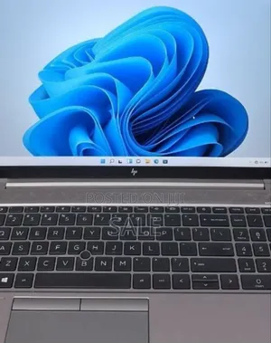 New Laptop HP Zbook Studio G7 16GB Intel Core i7 SSD 512GB