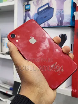 Apple iPhone XR 64 GB Red