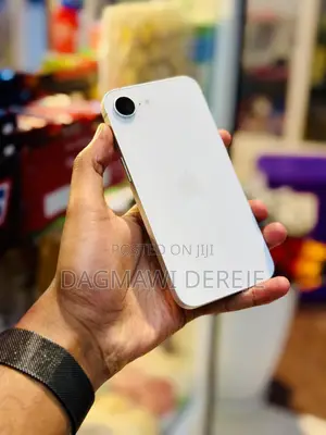 New Apple iPhone 16e 128 GB White
