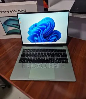 New Laptop 16GB Intel Core i5 SSD 512GB