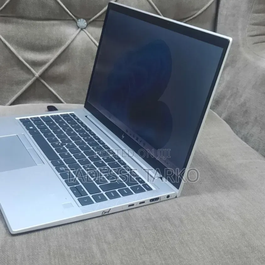 New Laptop HP EliteBook 840 G8 16GB Intel Core i7 SSD 512GB