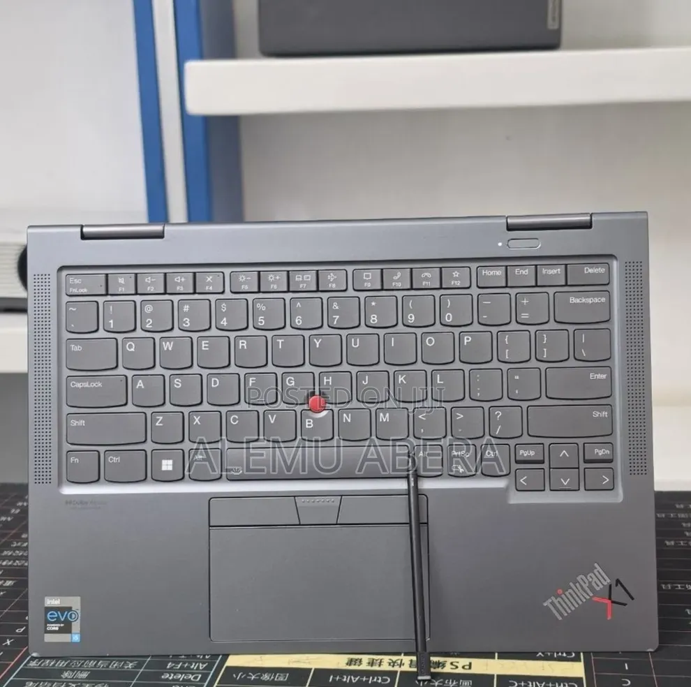 New Laptop Lenovo ThinkPad X1 Yoga 16GB Intel Core i5 SSD 512GB
