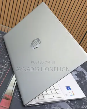 New Laptop HP Pavilion 14 16GB Intel Core i7 SSD 512GB