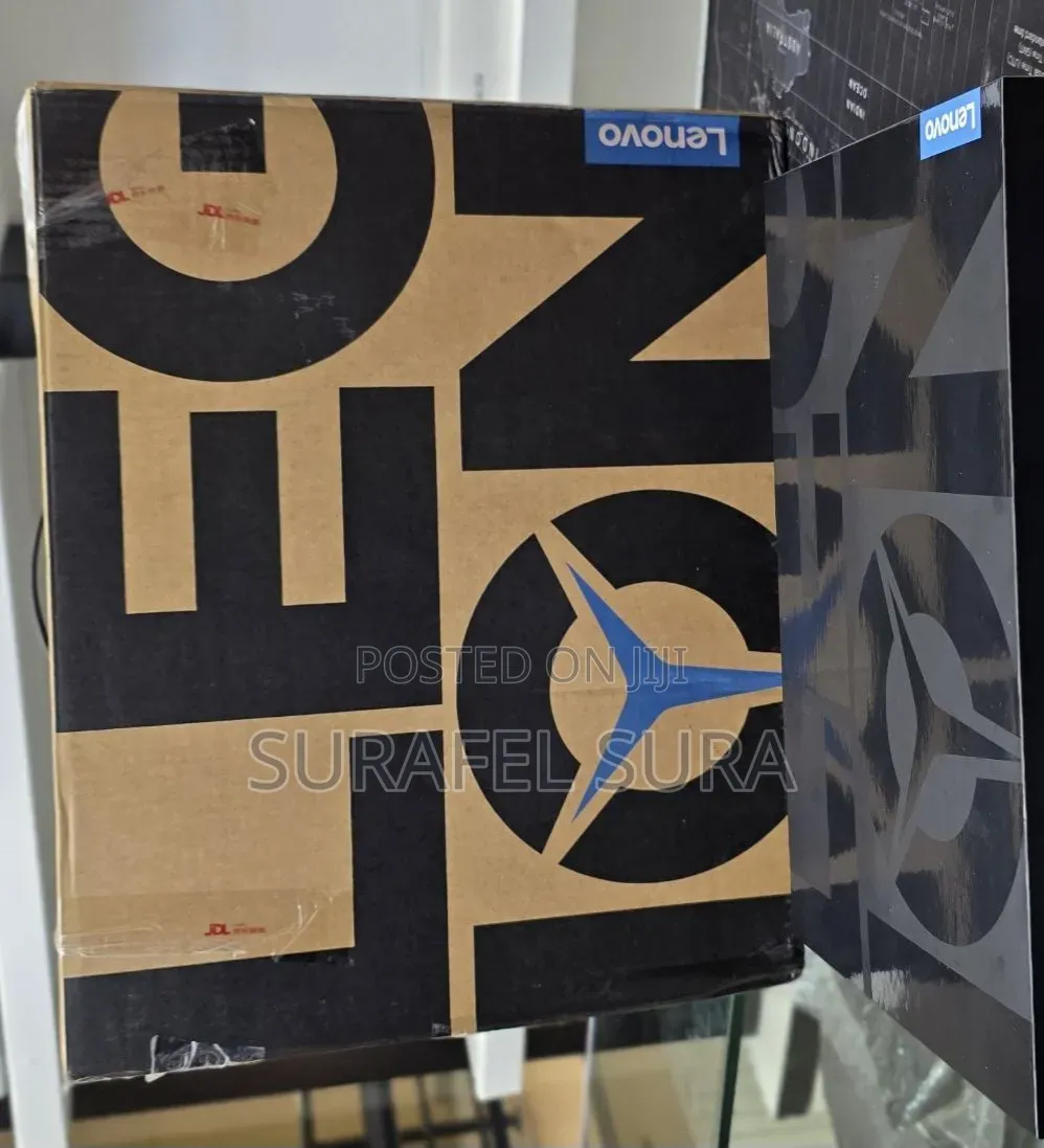 New Laptop Lenovo Legion 9 32GB AMD Ryzen 9 SSD 1T