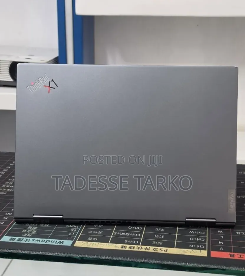 New Laptop Lenovo ThinkPad X1 Yoga 16GB Intel Core i5 SSD 512GB