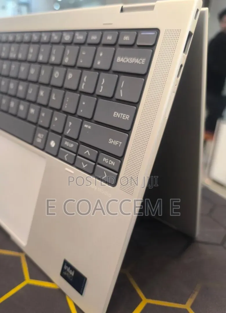New Laptop HP EliteBook X360 1040 G11 32GB Intel Core Ultra 7 SSD 1T