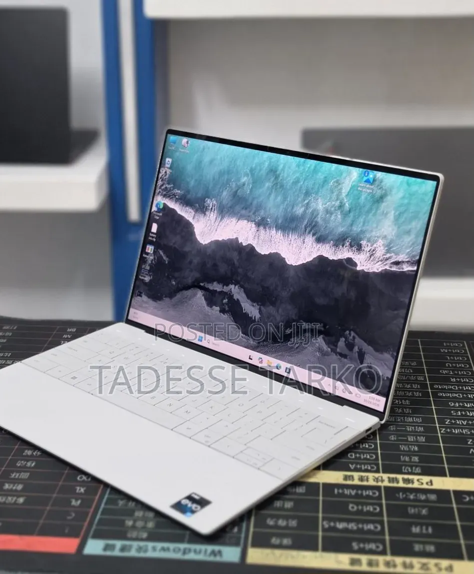 New Laptop Dell XPS 13 16GB Intel Core i7 SSD 512GB
