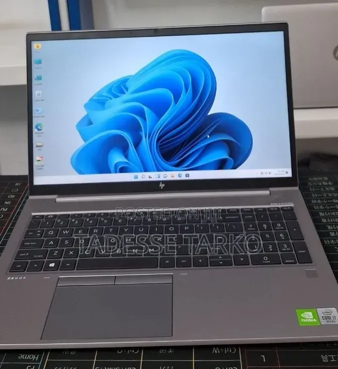 New Laptop HP Zbook Studio G7 16GB Intel Core i7 SSD 512GB