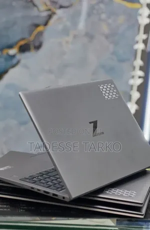 New Laptop HP ZBook Studio G8 16GB Intel Core i5 SSD 512GB