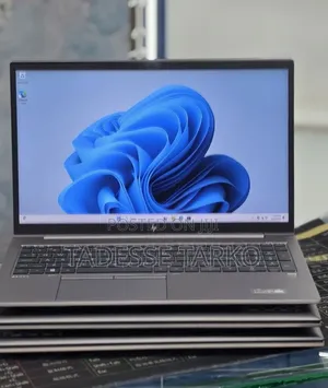 New Laptop HP ZBook Studio G8 16GB Intel Core i5 SSD 512GB