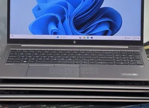 New Laptop HP 16GB Intel Core i5 SSD 512GB