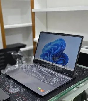 New Laptop Lenovo LOQ 15AHP10 16GB AMD Ryzen 7 SSD 512GB