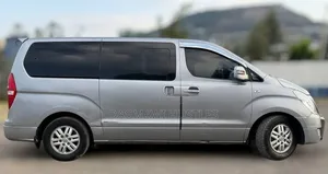 Hyundai Starex 2017 Silver