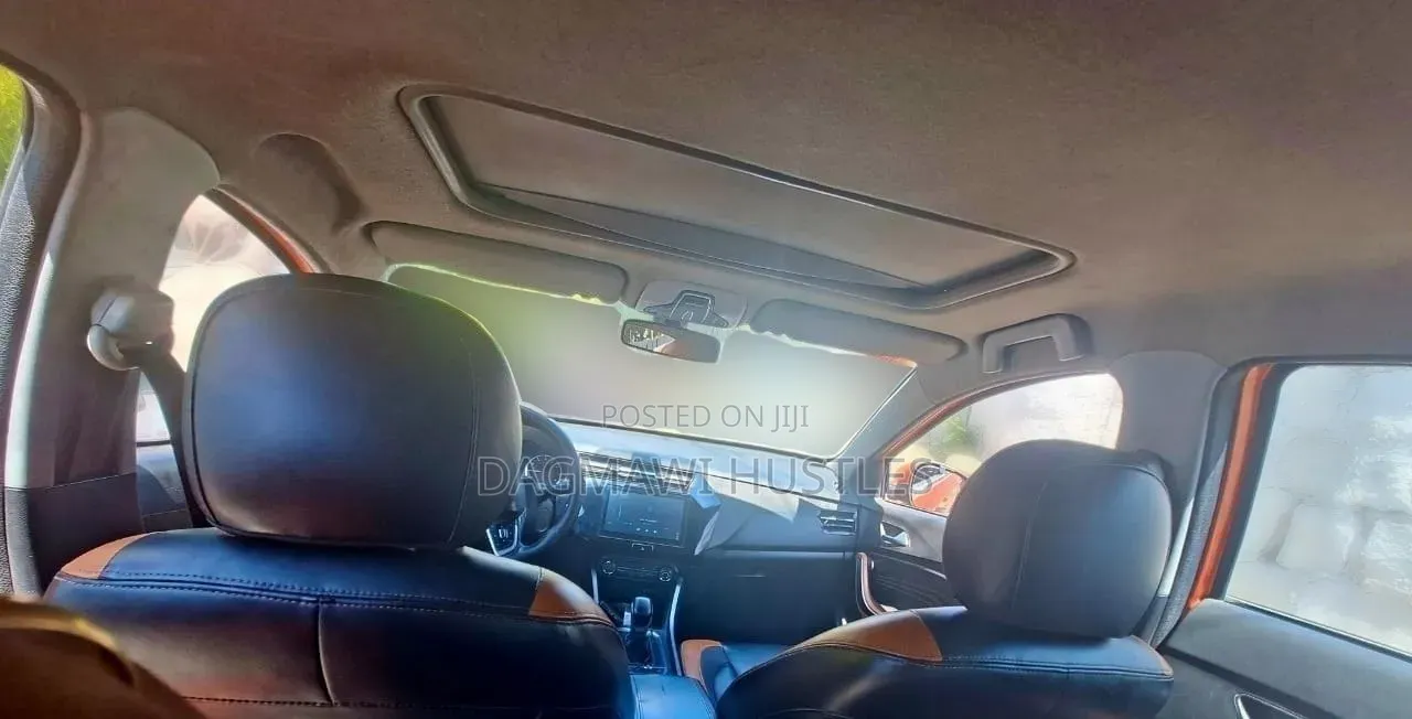 Chery Tiggo 2 2022 Orange
