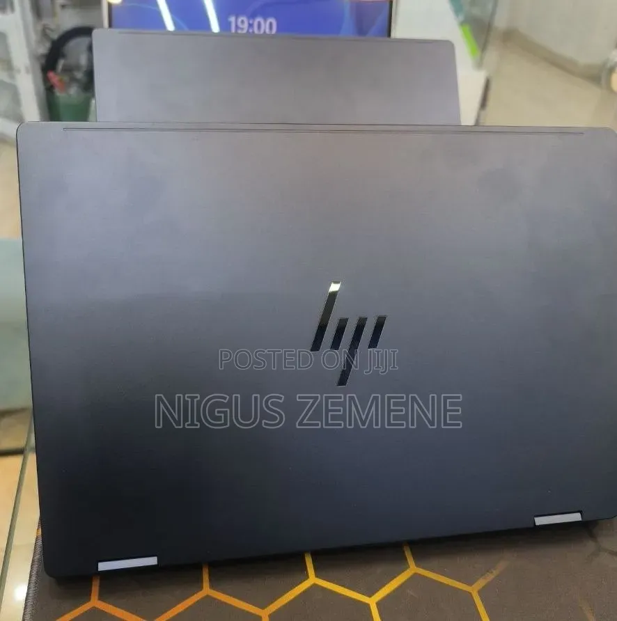 New Laptop HP OmniBook X Flip 14" 16GB Intel Core Ultra 5 SSD 512GB