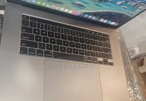 New Laptop Apple MacBook Pro 2019 64GB Intel Core i9 SSD 512GB