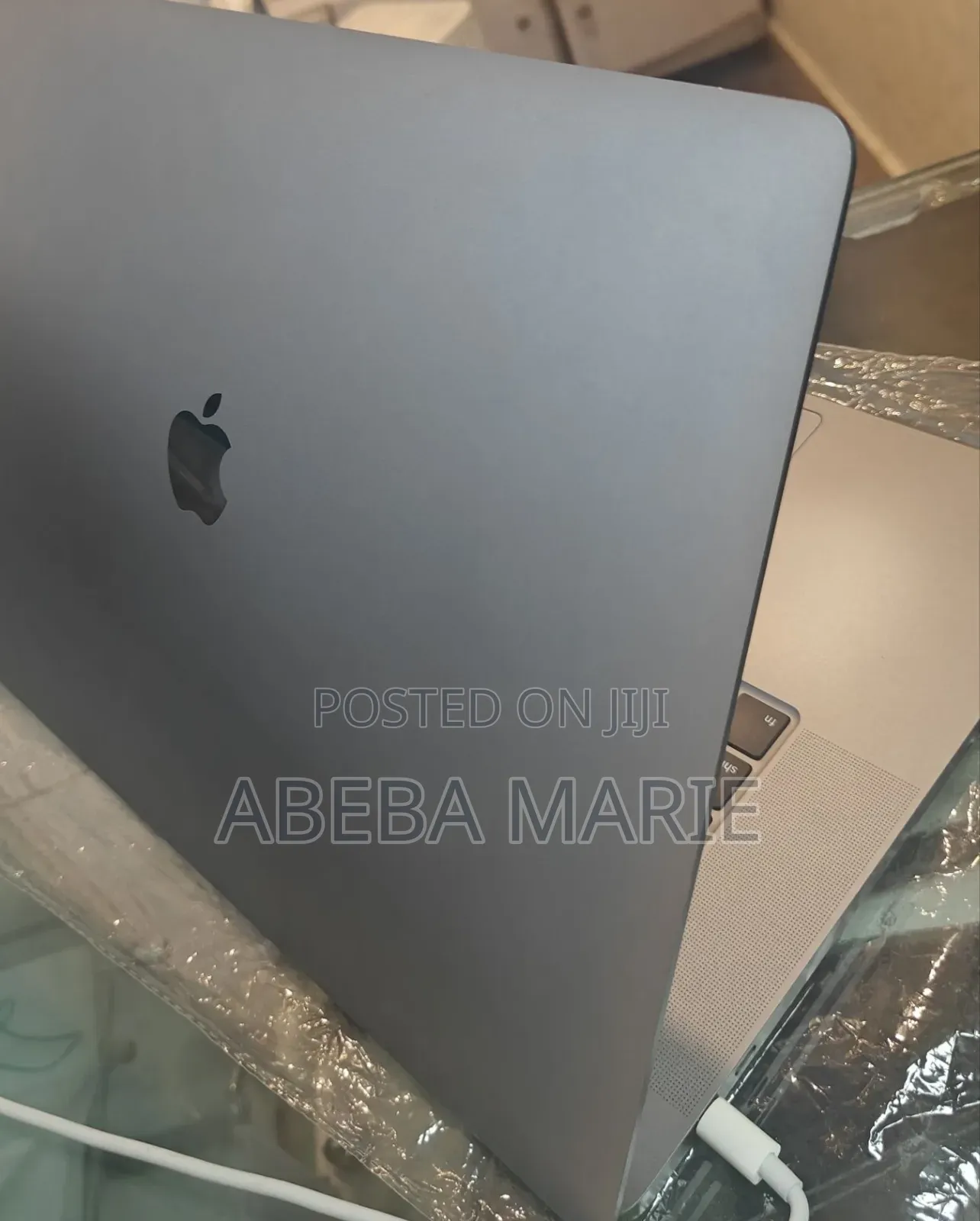 New Laptop Apple MacBook Pro 2019 64GB Intel Core i9 SSD 512GB