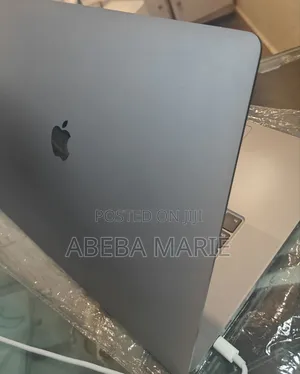 New Laptop Apple MacBook Pro 2019 64GB Intel Core i9 SSD 512GB