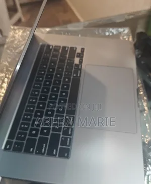New Laptop Apple MacBook Pro 2019 64GB Intel Core i9 SSD 512GB