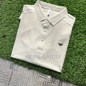 እጅግ ዘመናዊ (Emporio Armani) የወንድ ኮሌታ ቲሸርት