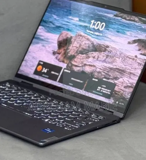 New Laptop Lenovo Yoga 700 16GB Intel Core Ultra 7 SSD 512GB