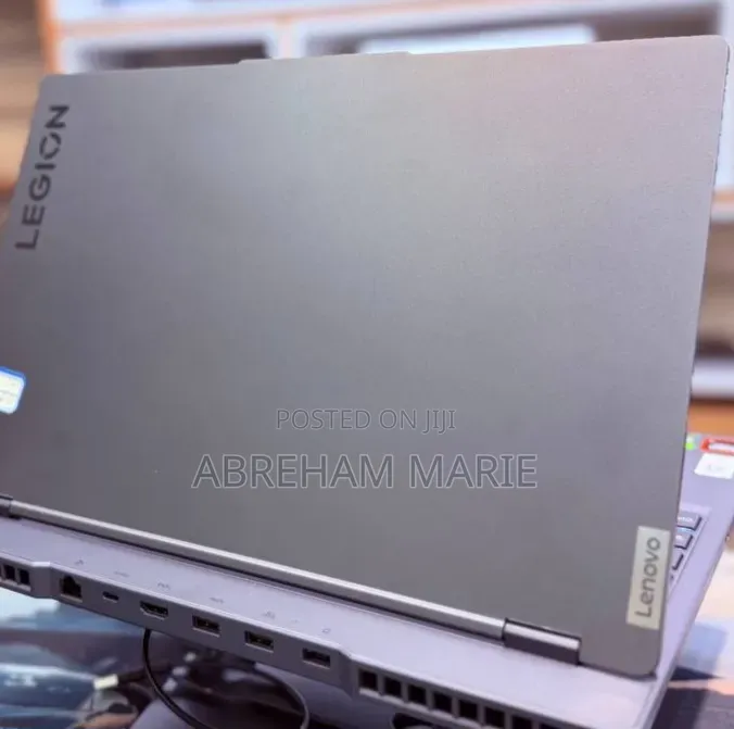 New Laptop Lenovo Legion 7 16GB AMD Ryzen 7 SSD 1T