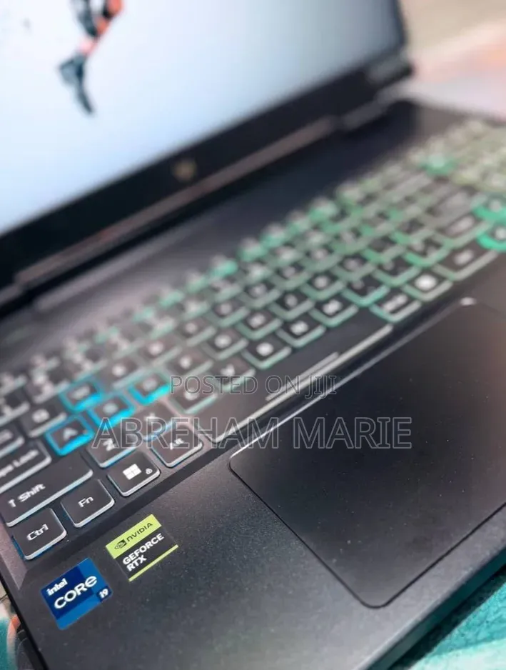New Laptop Acer Predator Helios 16 16GB Intel Core i7 SSD 1T