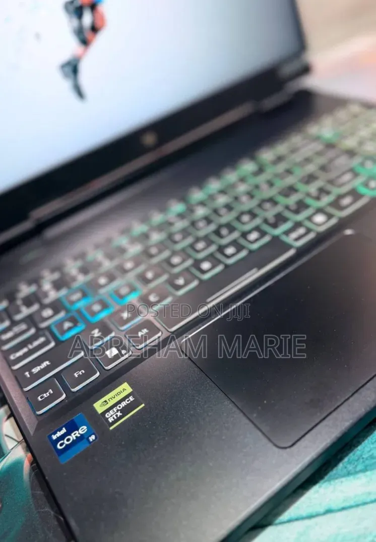 New Laptop Acer Predator Helios 16 16GB Intel Core i7 SSD 1T