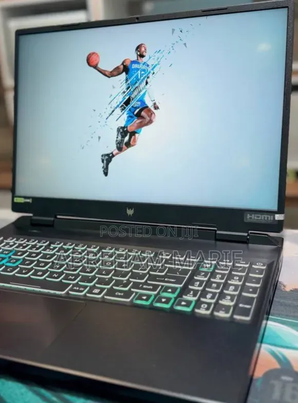 New Laptop Acer Predator Helios 16 16GB Intel Core i7 SSD 1T