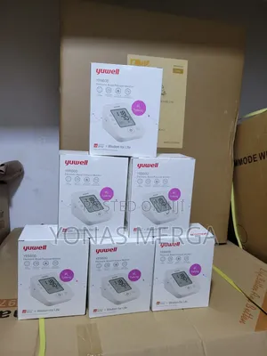 Bp Monitoring欉•bp Machine飞飞 the Unit Comes With One Adult Arm Cuff.