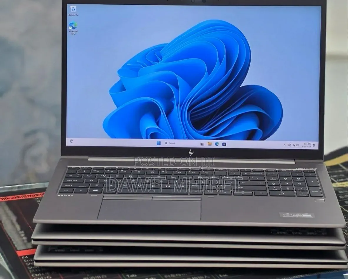 New Laptop HP ZBook 15 16GB Intel Core i5 SSD 512GB