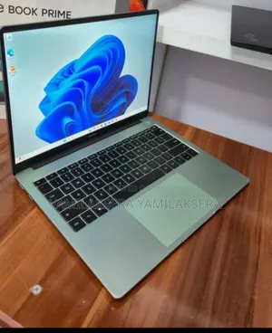 New Laptop 16GB Intel Core i5 SSD 512GB