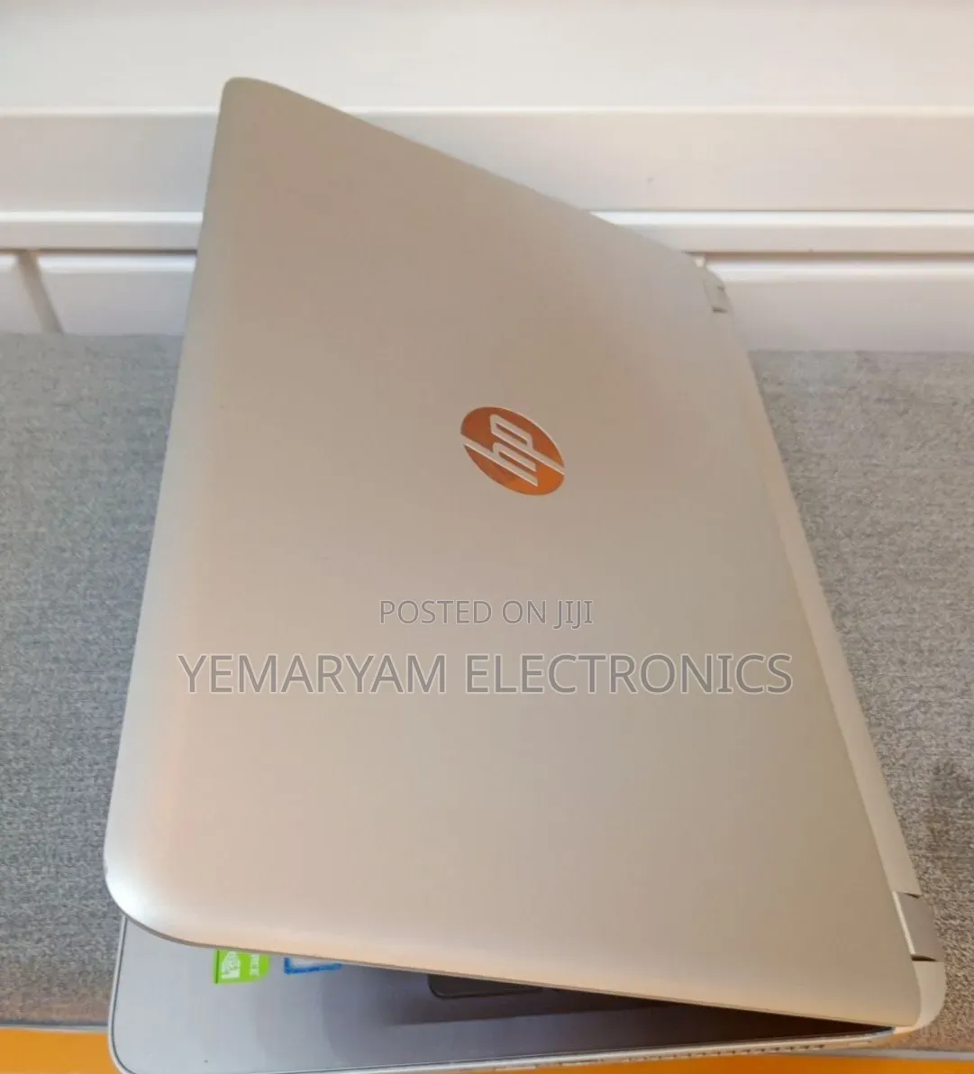 New Laptop HP Pavilion 15 8GB Intel Core i5 HDD 1T