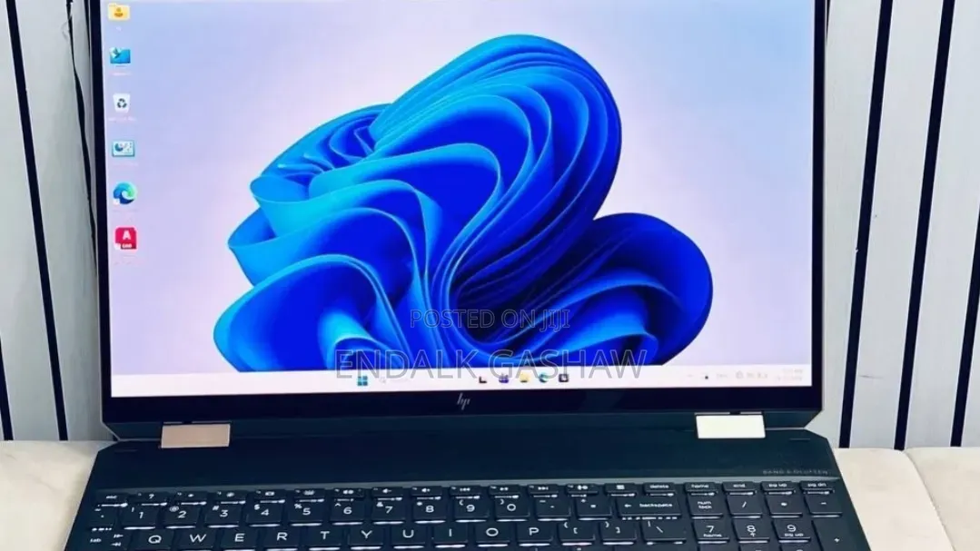 New Laptop HP Spectre X360 15 16GB Intel Core i7 SSD 1T