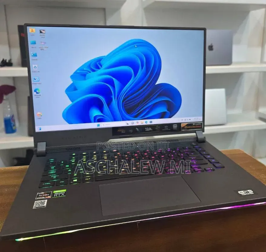 New Laptop Asus ROG Strix G16 16GB AMD Ryzen 9 SSD 1T