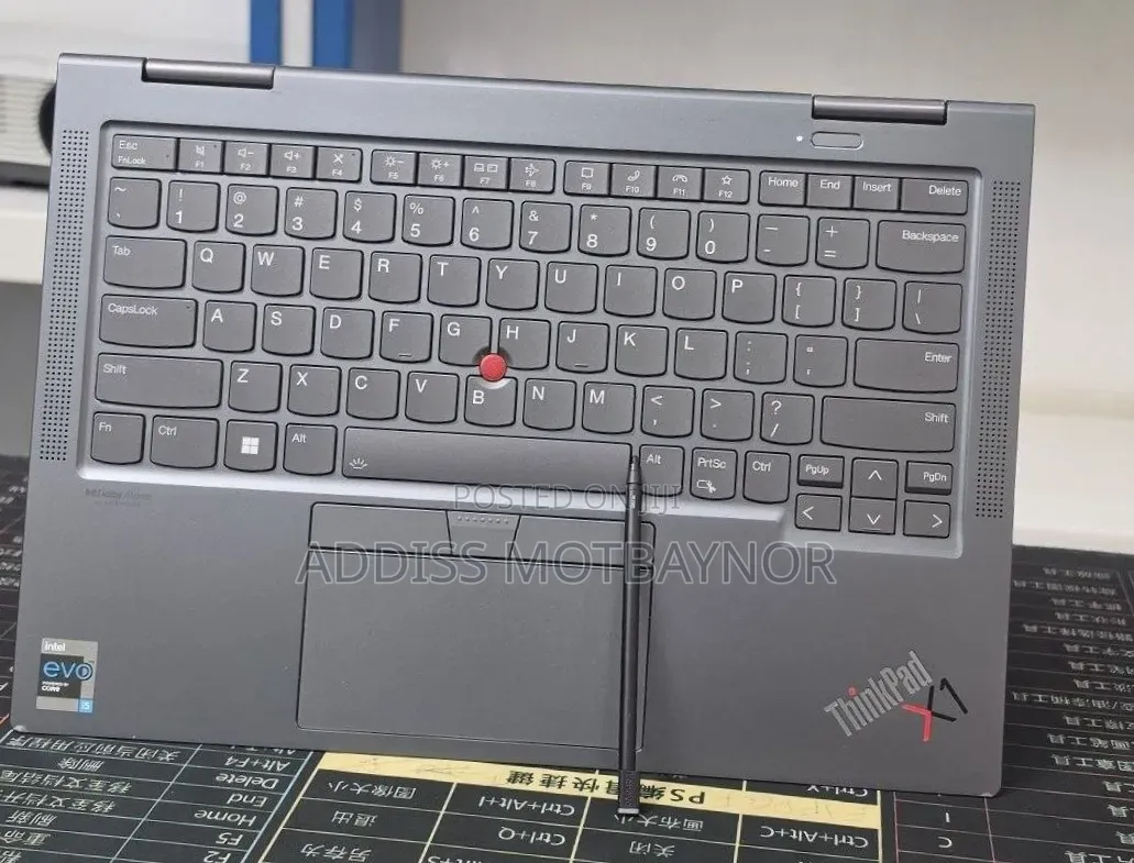 New Laptop Lenovo ThinkPad X1 Yoga 16GB Intel Core i5 SSD 512GB