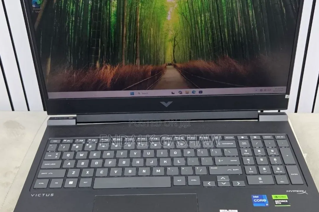 New Laptop HP Victus 15 16GB Intel Core i7 SSD 1T