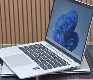 New Laptop HP EliteBook 840 G8 16GB Intel Core i7 SSD 512GB