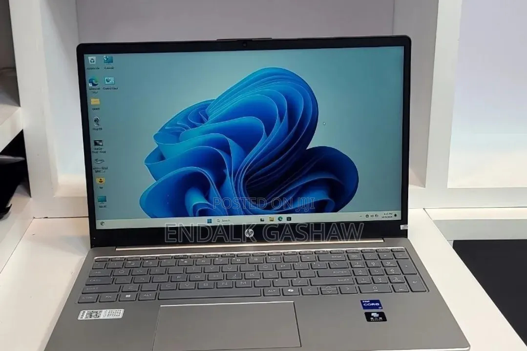 New Laptop HP Stream Notebook 16GB Intel Core i7 SSD 1T