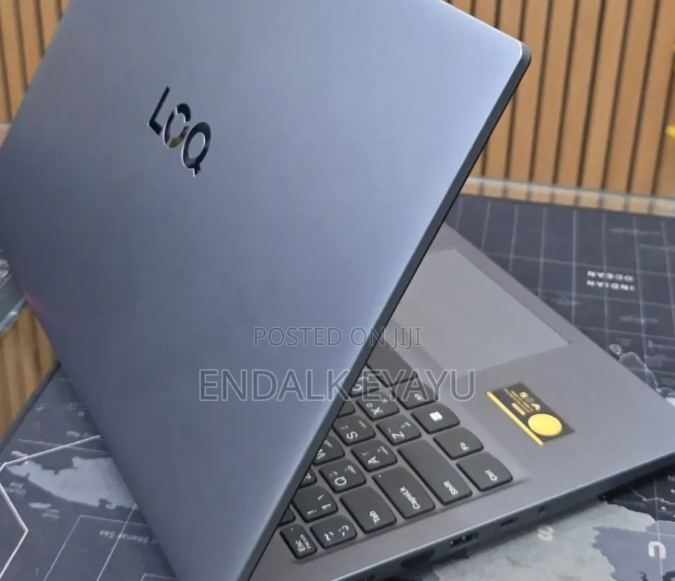 New Laptop Lenovo LOQ 15AHP10 16GB Intel Core i5 SSD 512GB