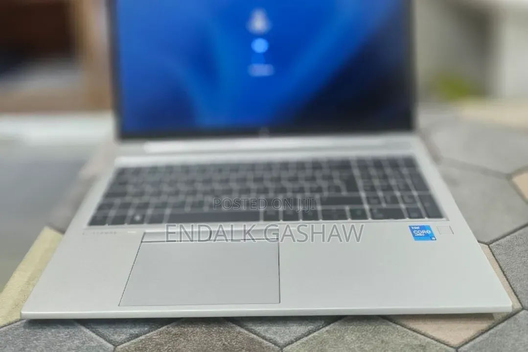 New Laptop HP EliteBook 850 G8 16GB Intel Core i5 SSD 512GB