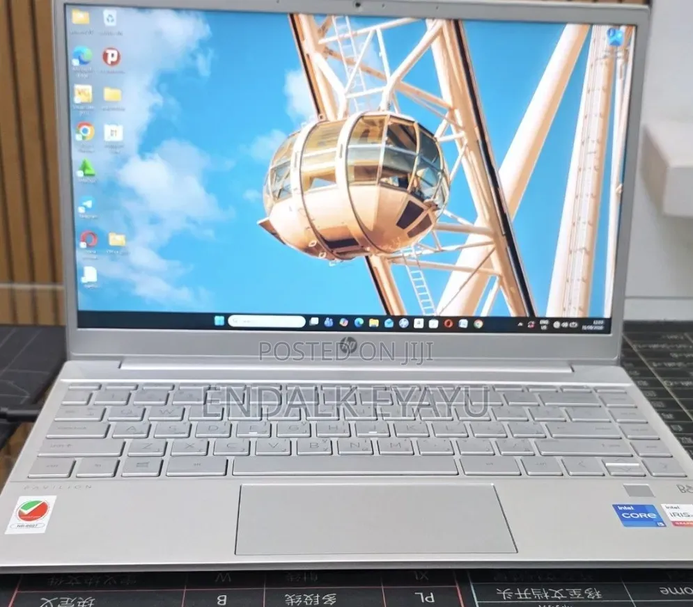 New Laptop HP Pavilion 13 8GB Intel Core i5 SSD 512GB