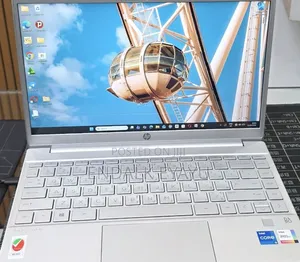 New Laptop HP Pavilion 13 8GB Intel Core i5 SSD 512GB