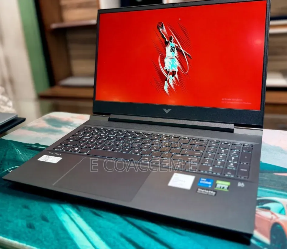 New Laptop HP Omen 15 16GB Intel Core i7 SSD 512GB