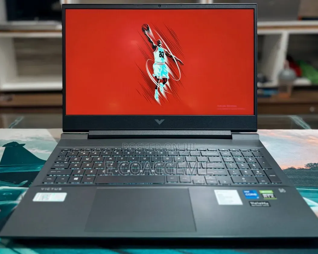 New Laptop HP Omen 15 16GB Intel Core i7 SSD 512GB
