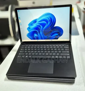 New Laptop Microsoft Surface Laptop 3 16GB Intel Core i7 SSD 256GB