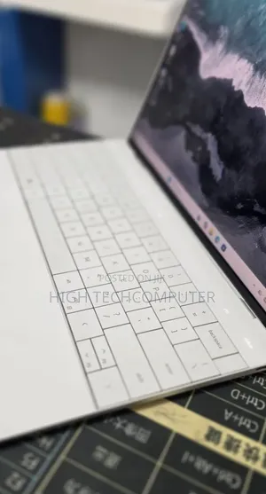 New Laptop Dell XPS 13 16GB Intel Core i7 SSD 512GB