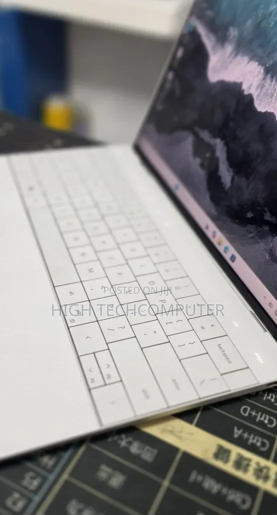 New Laptop Dell XPS 13 16GB Intel Core i7 SSD 512GB