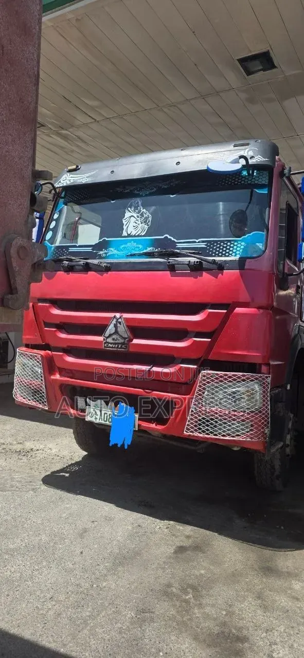 Sinotruck ፅድት ያለ