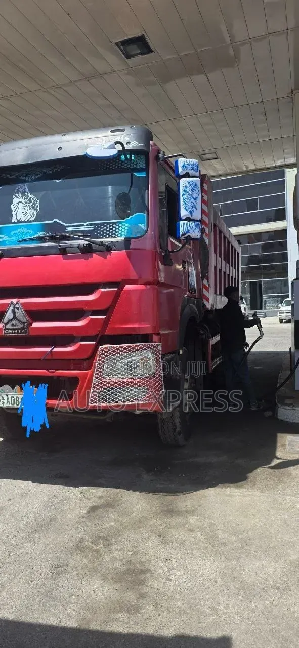 Sinotruck ፅድት ያለ
